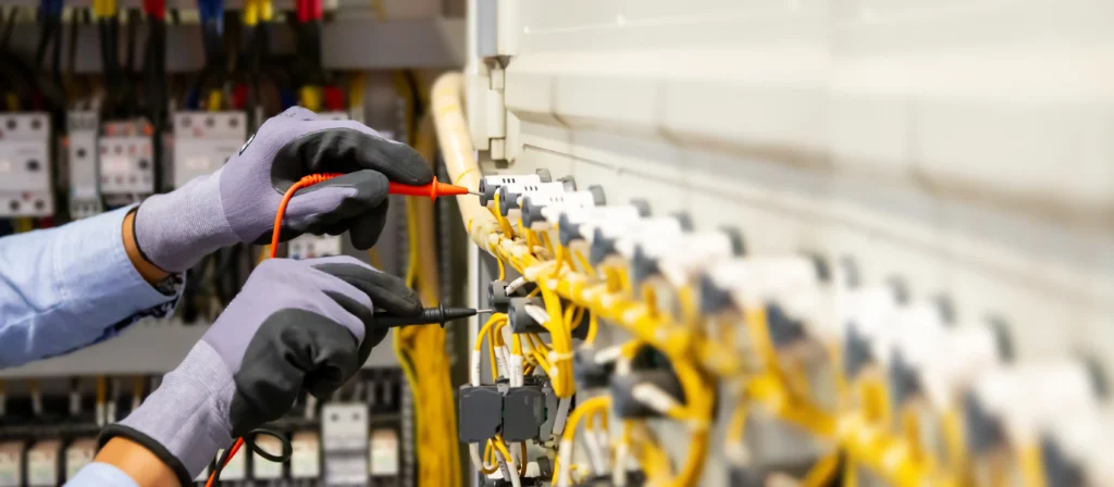 Electrician Service scaled